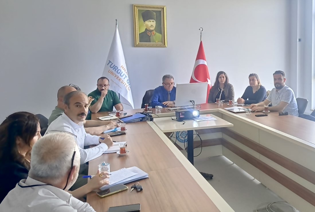 Sivil Havacılık Yüksekokulun'da Kalite Güvence Süreçleri Değerlendirme Toplantısı Gerçekleştirildi